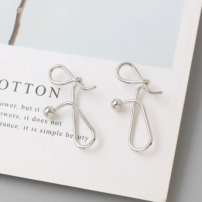 עגילי טוויסט