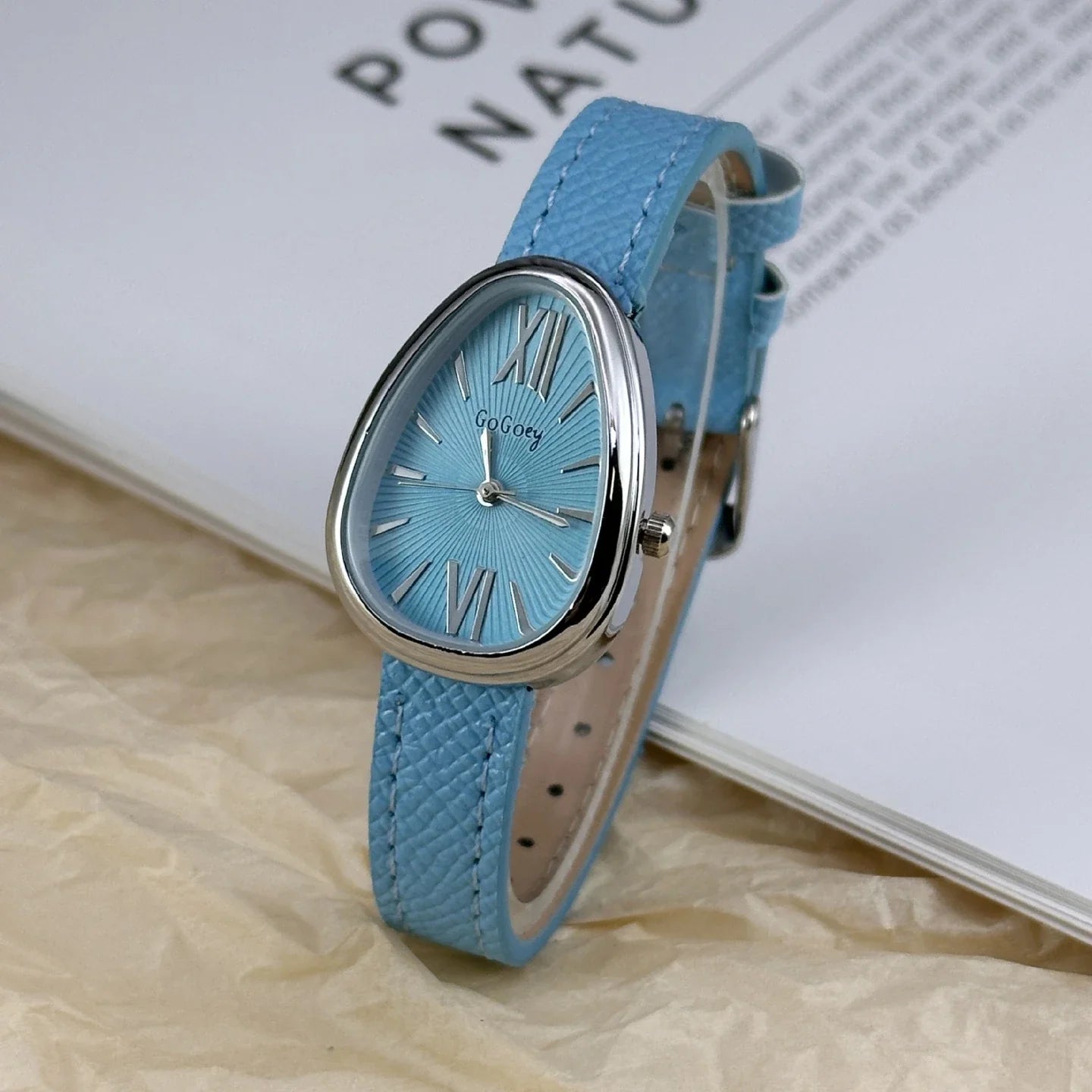 שעון עור אלגנטי