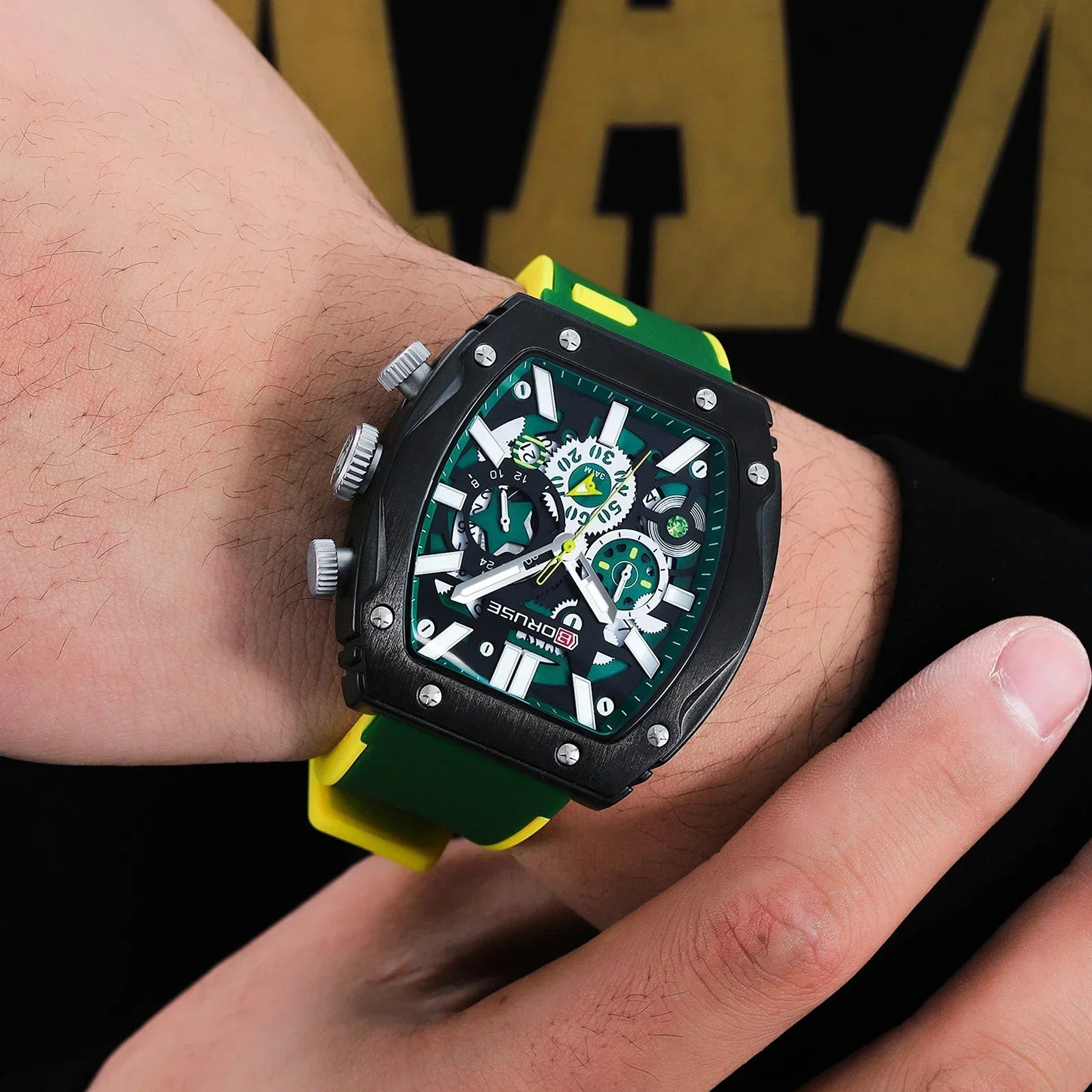 שעון דגם- Enoch